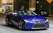 Новый кабриолет Lexus LC попался на улицах